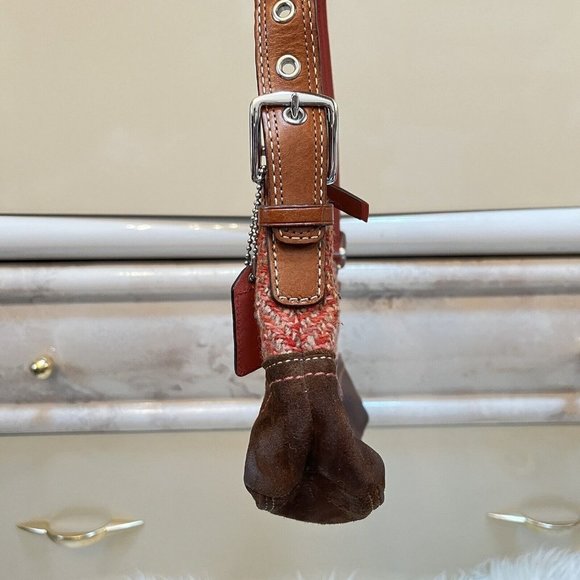 Vintage Y2k Coach Hamptons Herringbone Wool Tweed Baguette Hand Bag - Picture 3 of 10